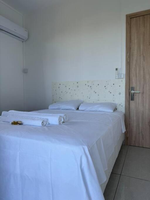 Comfy 2-bedroom Apt, 10mins Walk To - Gbhc5