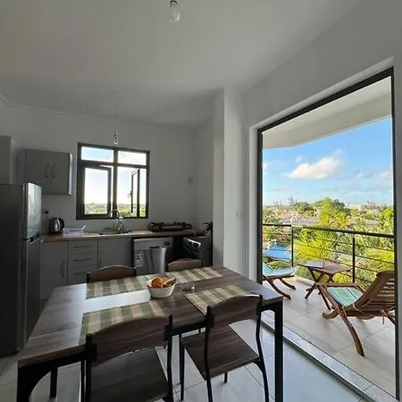 Comfy 2-Bedroom Apt, 10Mins Walk To Beach - Gbhc5 Grand-Baie Exterior photo
