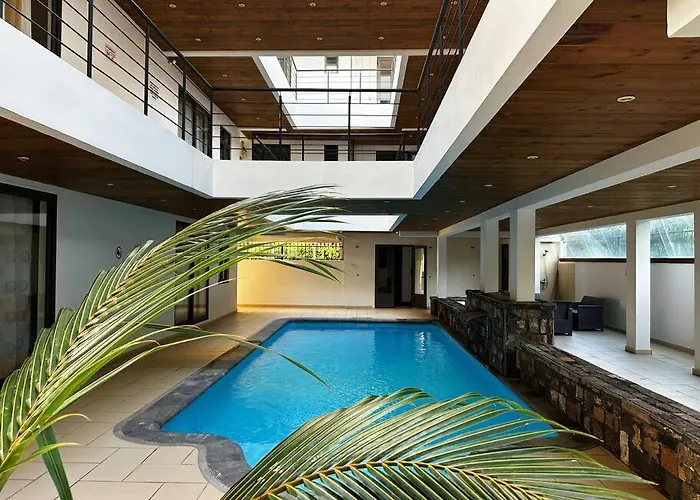 Comfy 2-Bedroom Apt, 10Mins Walk To Beach - Gbhc5